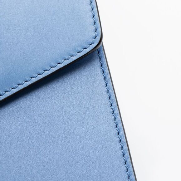 Gucci Leather Sylvie Mini Top Handle - Picture 16 of 16